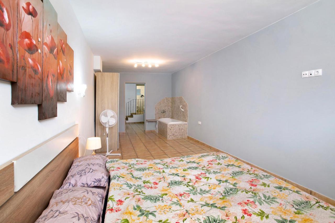Appartement Montemar 2 *